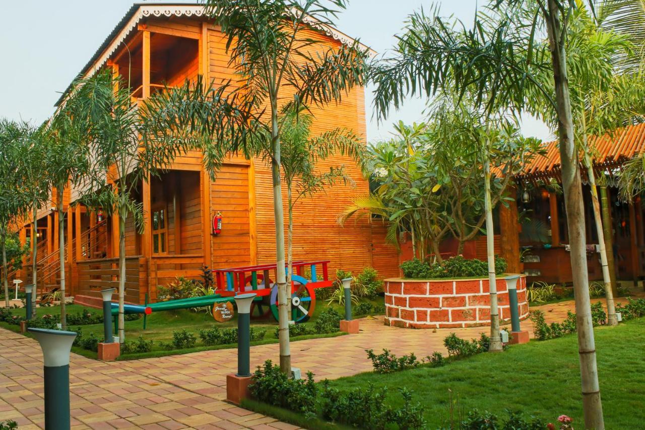 Grand Vatika Resort Arambol Exterior photo