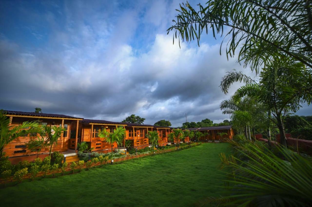 Grand Vatika Resort Arambol Exterior photo